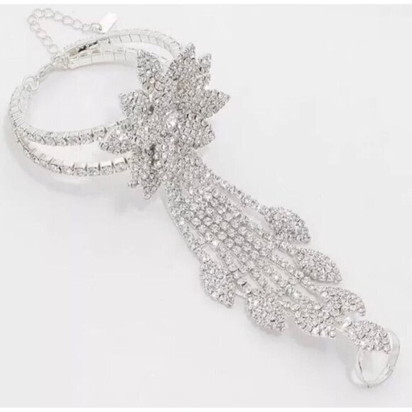 Rhinestone clear hand chain silver bracelet $ ring set bridal bracelet with ring - Picture 6 of 6